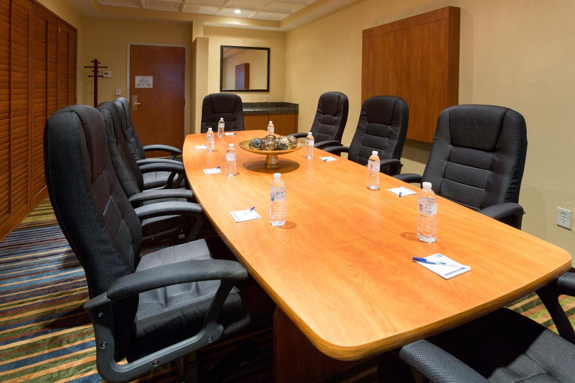 Holiday Inn Express Hotel & Suites Jacksonville Airport By Ihg Zewnętrze zdjęcie