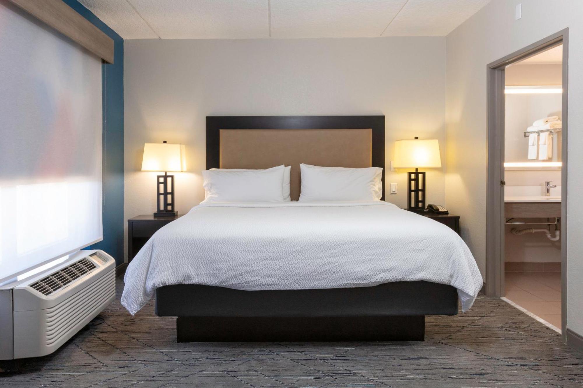 Holiday Inn Express Hotel & Suites Jacksonville Airport By Ihg Zewnętrze zdjęcie